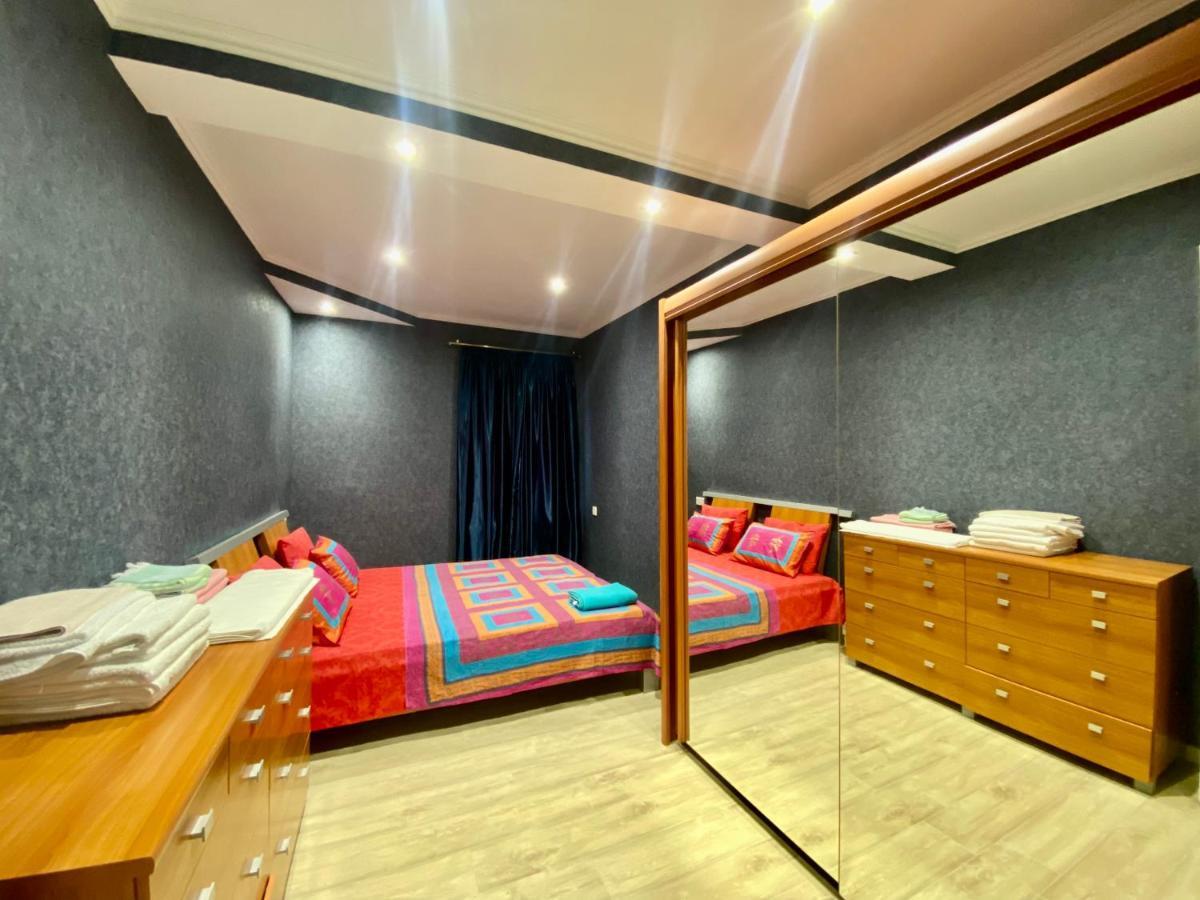 Spacious Dinamo Apartment Tiflis Exterior foto